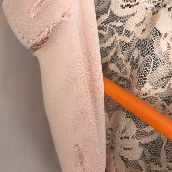 Pink forever 21 button down shirt - Picture 5 of 6